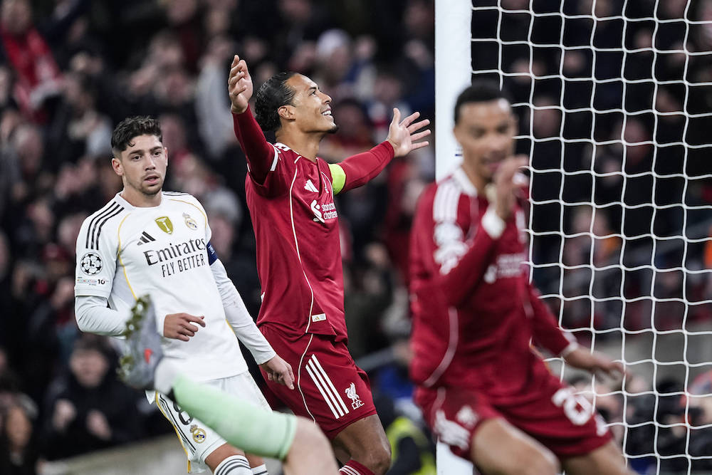 Van Dijk i nytt "ordkrig" med Rooney